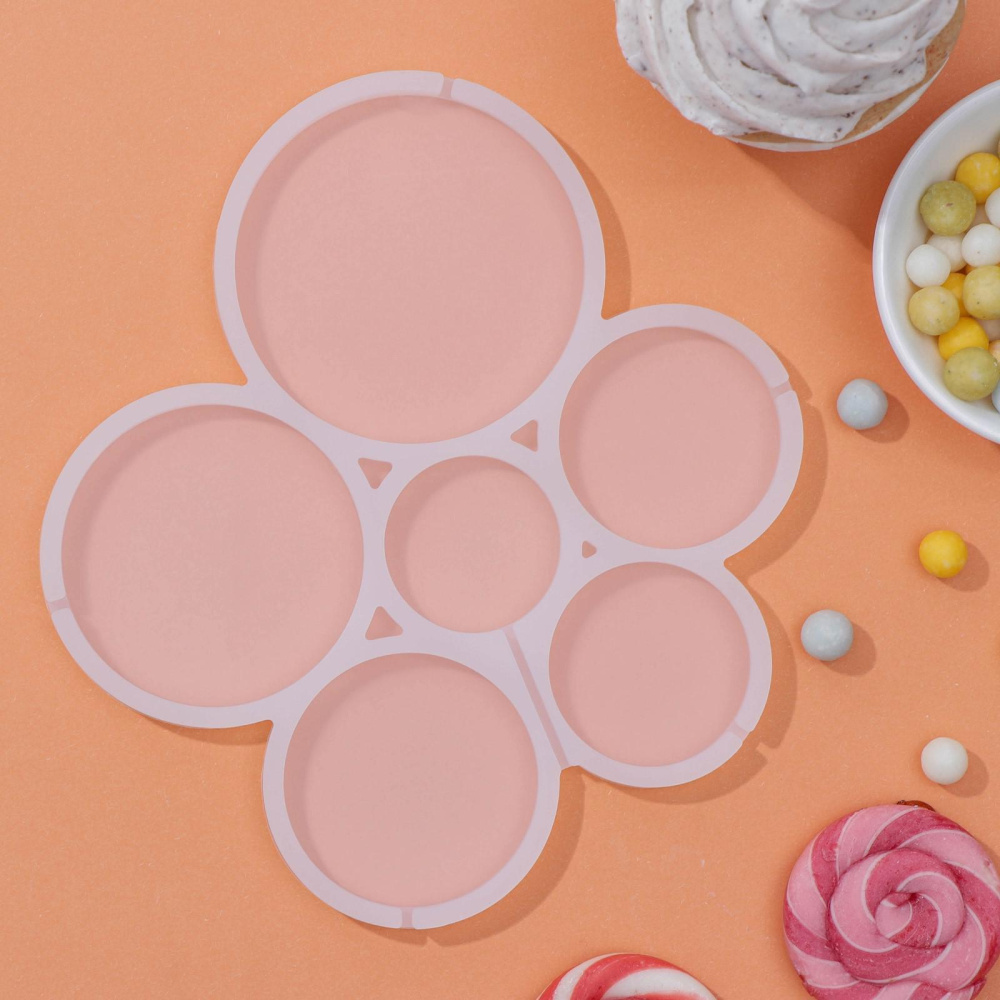 картинка Форма для леденцов 6 ячеек 17х15,5х0,7 см "Кругляши", цвет белый 7059220 от магазина Одежда-