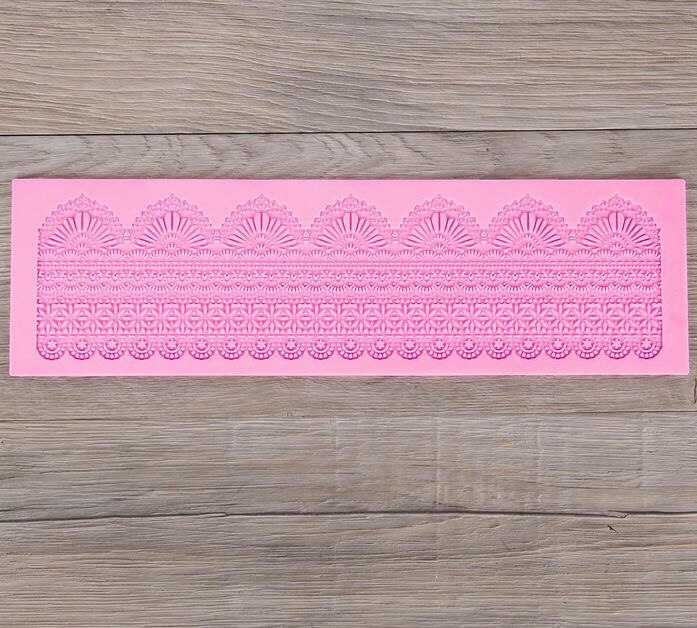 картинка Коврик для айсинга "Кружево" 40х12 см  от магазина Одежда-