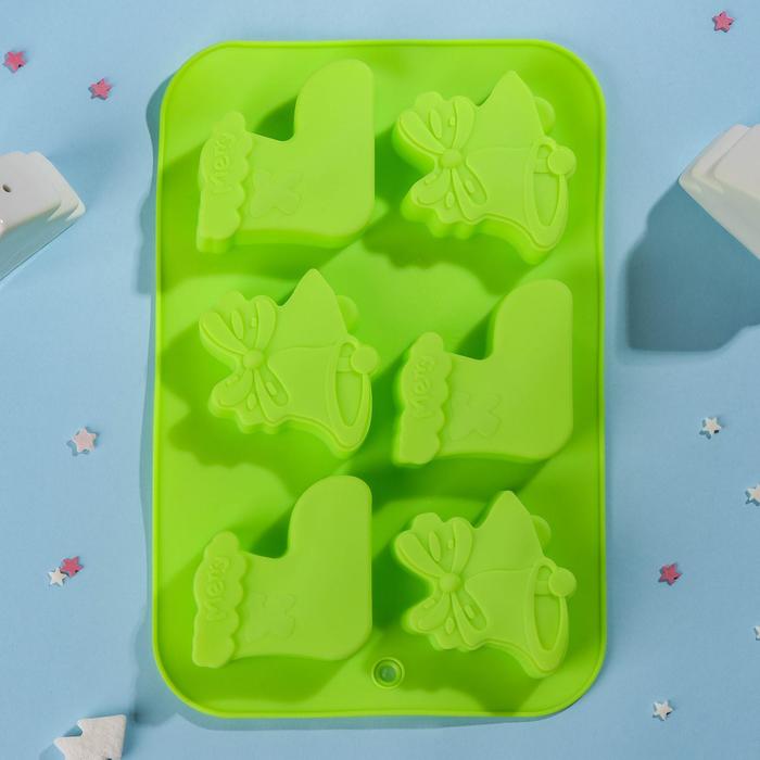 картинка Форма силиконовая Новый год , Колокольчики и сапожок 25,5*17*2,5 см 3626726 от магазина Одежда-