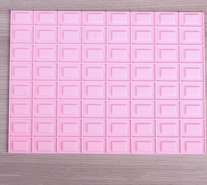 картинка Коврик рельефный "Плитка" 18х25х0,3 см  от магазина Одежда-