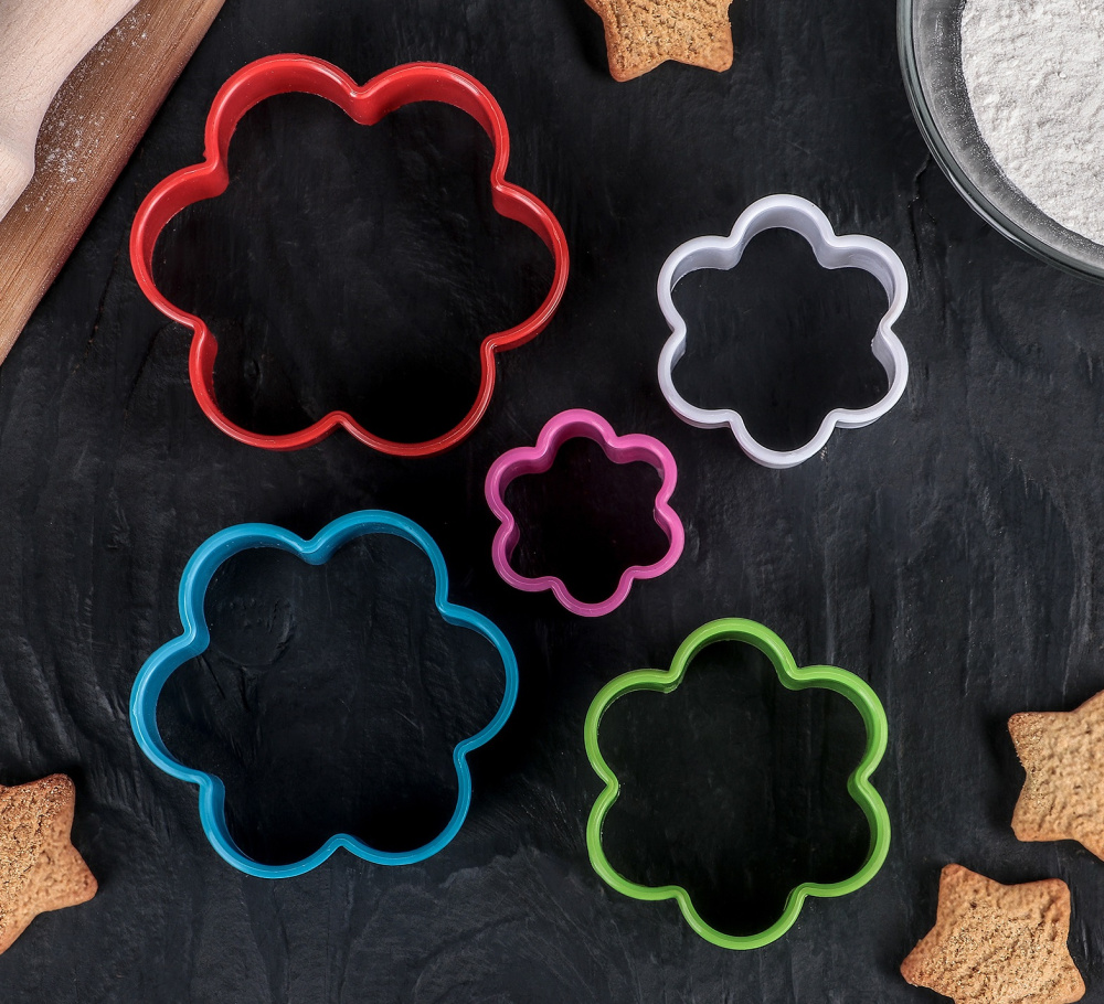 картинка Набор форм из пластика для печенья Цветок 5 шт 922852 от магазина Одежда-