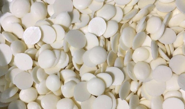 картинка Глазурь белая ПРЕМИУМ (монеты) 500 г магазин Одежда- являющийся официальным дистрибьютором в России  картинка Глазурь белая ПРЕМИУМ (монеты) 500 г от магазина Одежда-