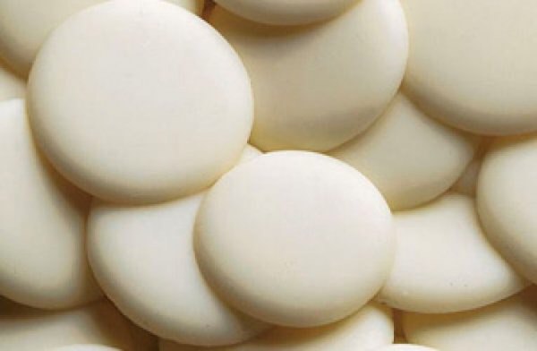 картинка Глазурь белая монеты ШОКОМИЛК 1 кг магазин Одежда- являющийся официальным дистрибьютором в России  картинка Глазурь белая монеты ШОКОМИЛК 1 кг от магазина Одежда-