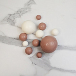 Набор шаров из шоколадной глазури бело-шоколадный 6 шт 