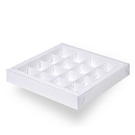 Коробка на 16 конфет БЕЛАЯ с пластиковой крышкой 200*200*30 арт 050501