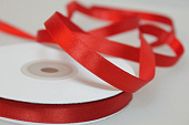 Лента атласная красная ширина 6 мм, длина 33 м